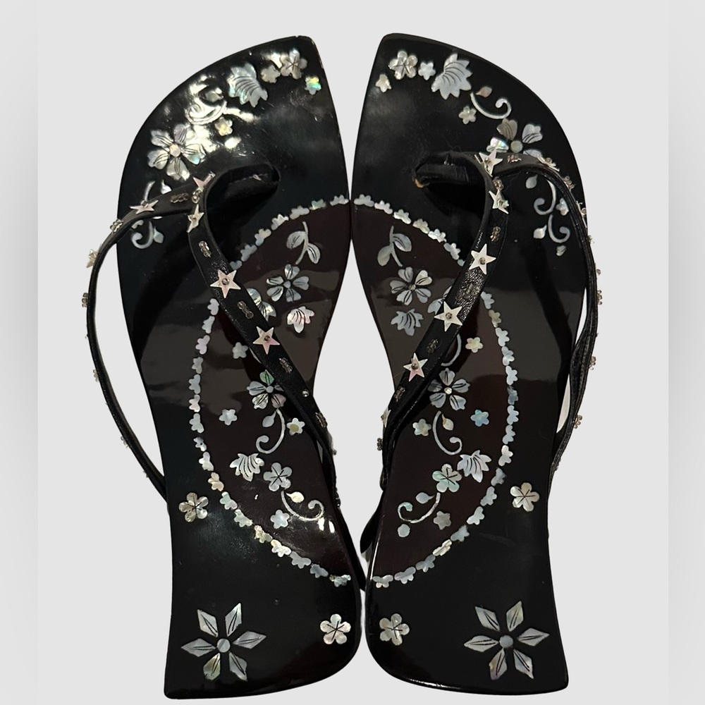 Handmade black resin and mother of Pearl/abalone sandals